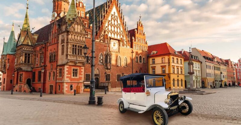 Wrocław: 2 Hour Tour of the Old Town in an Imperial E-Car - Duration and Availability