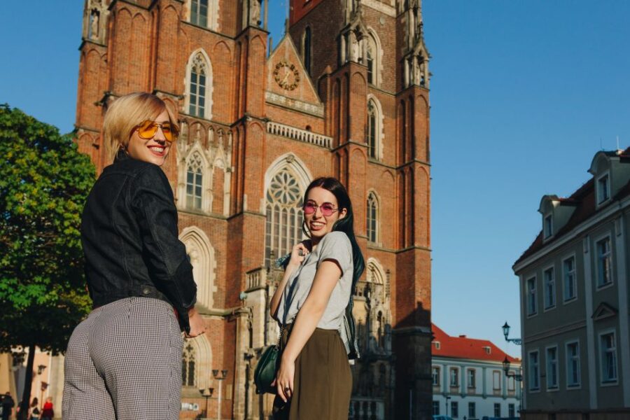 Wrocław: Garden Gnome Challenge With Guide