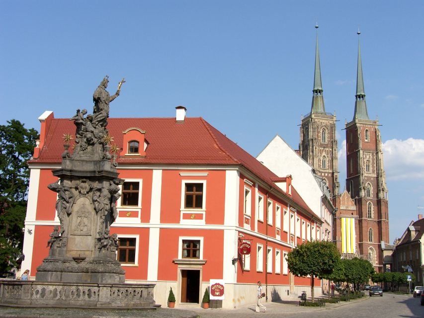 Wroclaw: Old City Walk and Cruise With Small Gondola - Overview of the Experience