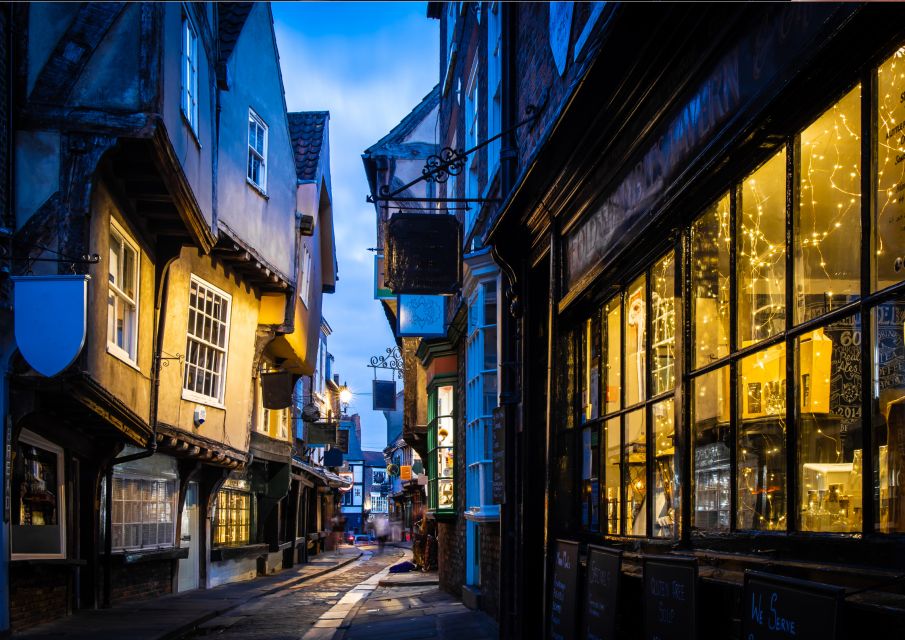 York: Witches and History Old Town Walking Tour - Tour Overview and Itinerary