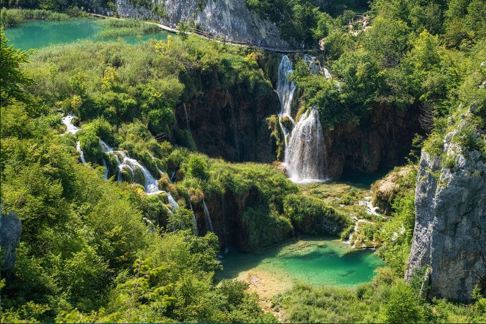 Zadar: Plitvice Lakes: Transfer Tour With Pro Photographer - Tour Overview