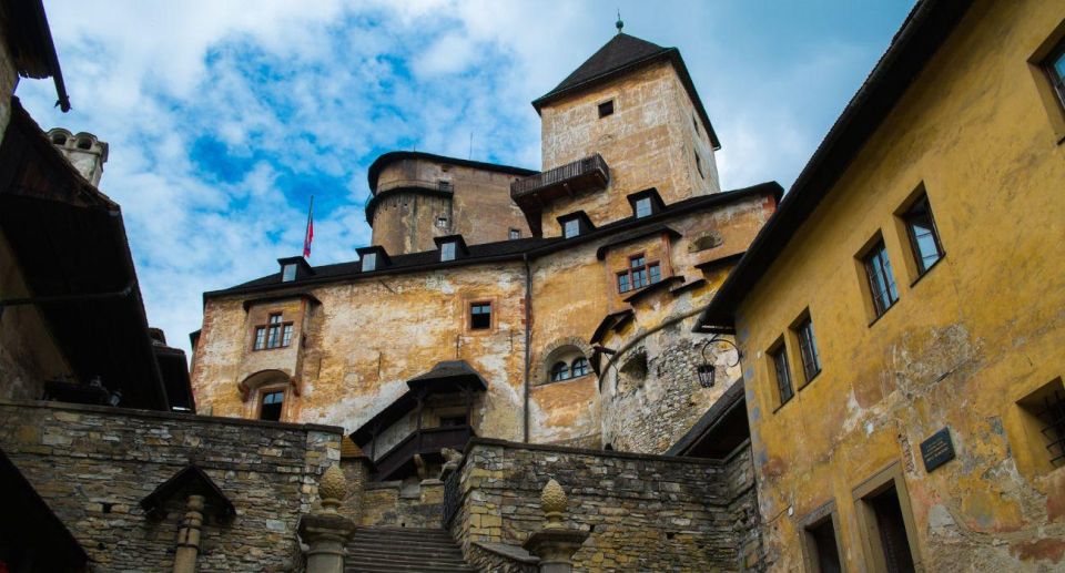 Zakopane: Oravsky Castle & Orava Village Tour - Overview of the Tour