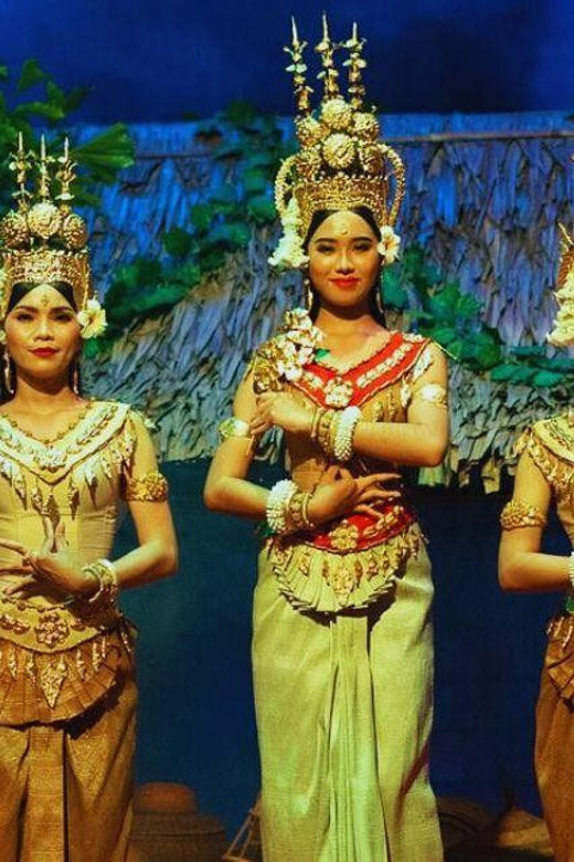 2 Hour Traditional Dinner Show With Free Transfer - Good To Know