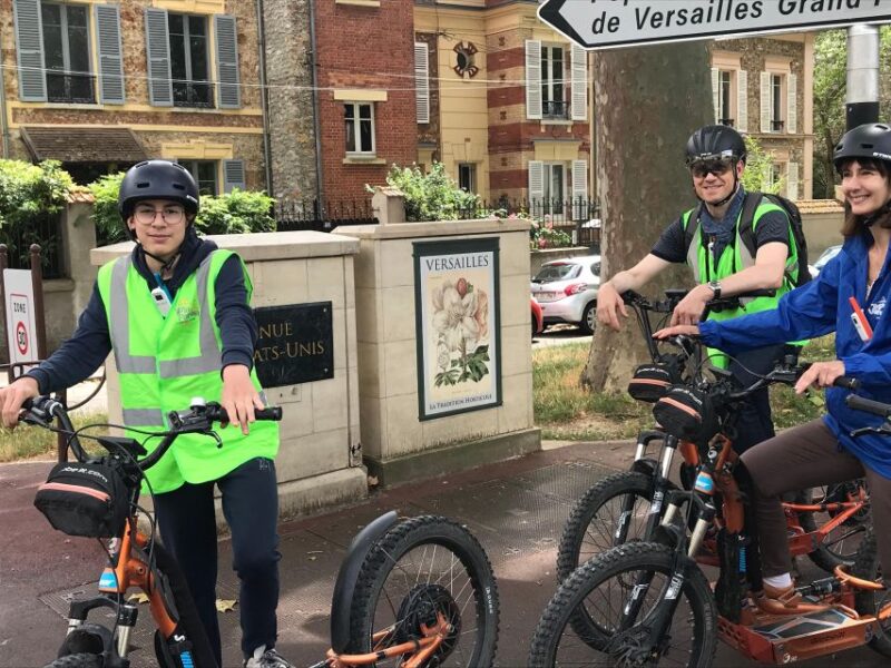 2 Wheel Electric Tour Street Art in Versailles - Key Points