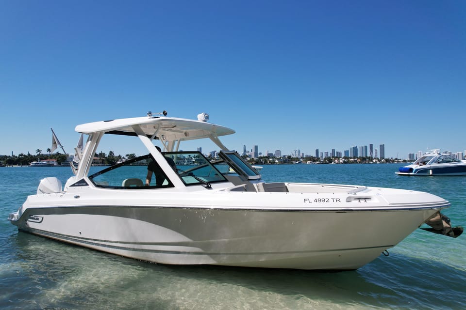 #1 Private Boat Tour and 1 Hour Free Jet Ski Rental in Miami - Key Points