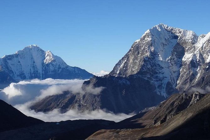 18 Days Everest Base Camp Yoga Trek in Nepal | Everest Yoga Trek in Nepal | EBC - Detailed Itinerary