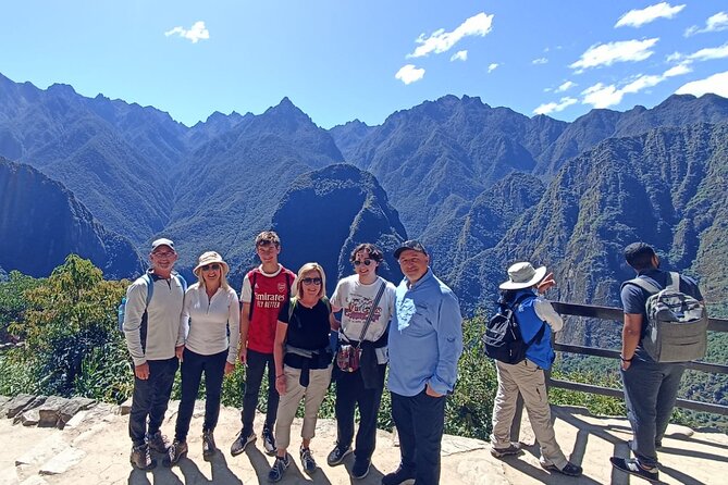 2-Day Tour:Sacred Valley and Machupicchu From Cuzco - Chinchero Market and Colonial Temple