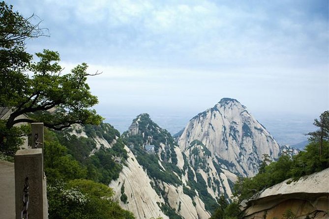 2-Day Xian Private Tour: Mount Huashan and Terracotta Warriors - Inclusions and Accommodations