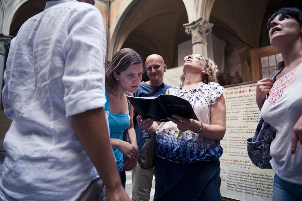 3-Hour Historic WhoDunIt Tour in Florence - Booking Information