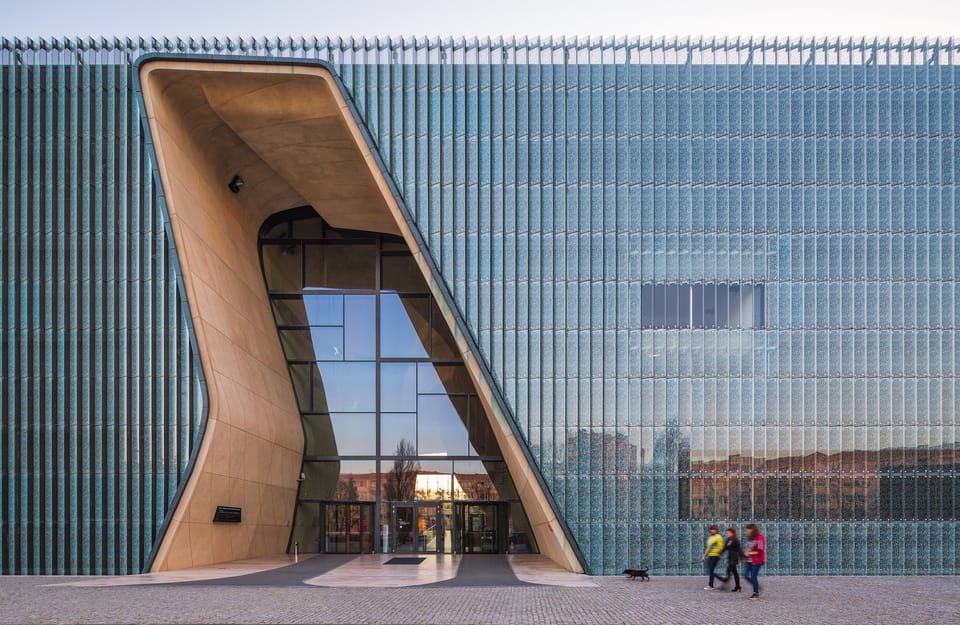 3 Hour: POLIN Museum of the History of Polish Jews Tour - Museum Experience