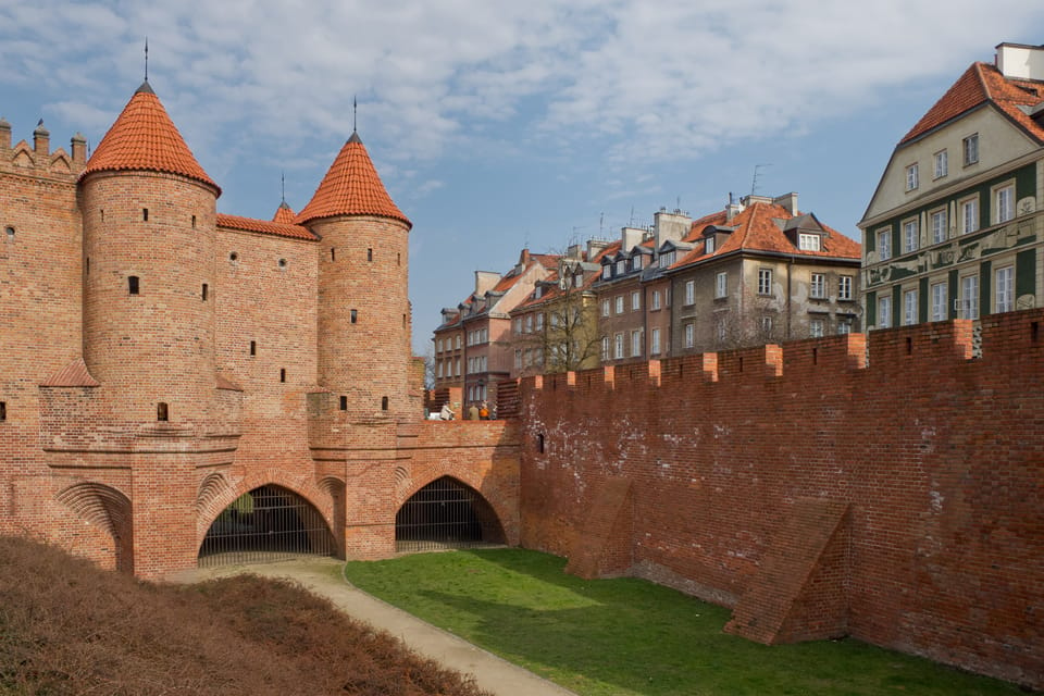 3 Hour: Warsaw Old Town With Royal Castle /Inc. Pick-Up/ - Highlights of the Experience