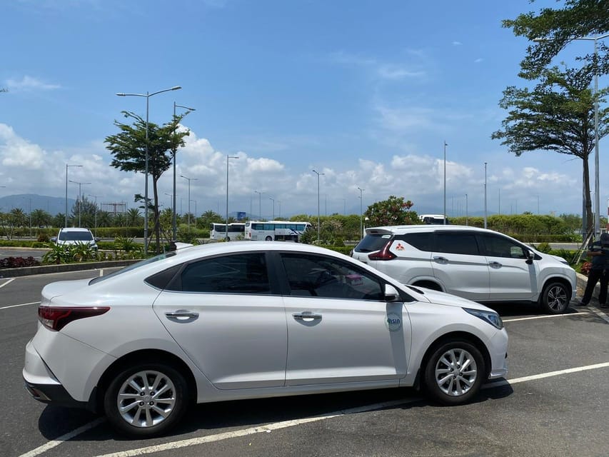 4-Seat Car Transport From Cam Ranh Airport to Nha Trang - Vehicle and Amenities