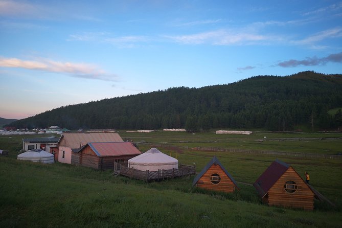 6 Days Tour: Central Mongolia - Day 1: Erdenezuu and Kharakhorum