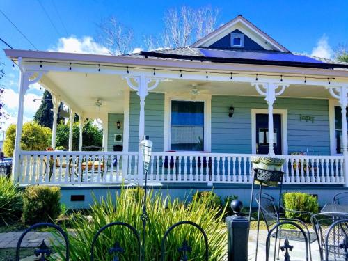 Abbey House Inn - Accommodation Features