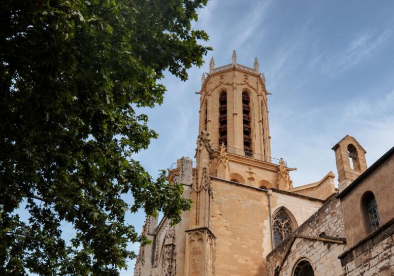 Aix-en-Provence City Tour & Wine Tour - Experience the City