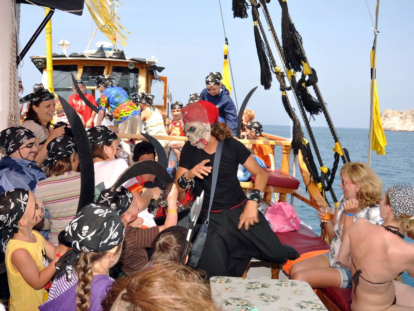 Alanya: Pirate Trip With Lunch and Unlimited Drinks - Experience Highlights