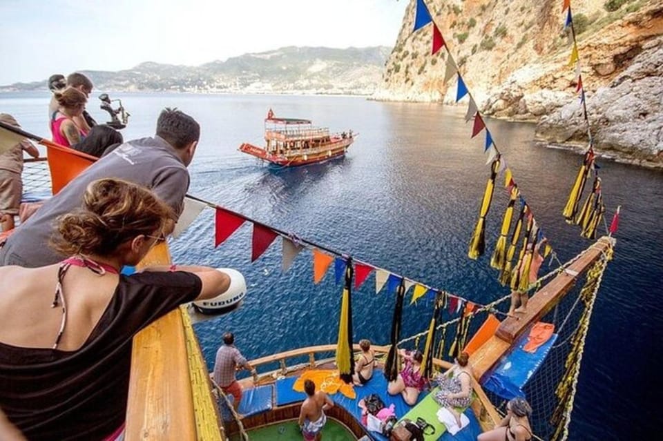 Alanya: Pirates Boat Trip With Lunch and Hotel Pickup - Pricing Details