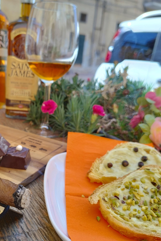 Alcamo: Chocolate Rhum / Rum / Ron and Cigar Experience - Rum and Cigar Pairings