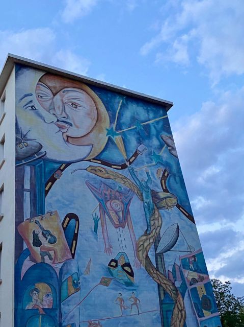 Alternative Tour: Murals and Hidden Frescoes of Lyon - Tour Details