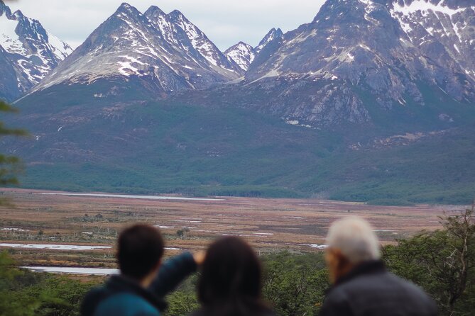 Andes Crossing: Escondido and Fagnano Lakes With Lamb Included - Itinerary Details