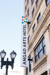 Angad Arts Hotel - Location and Accessibility