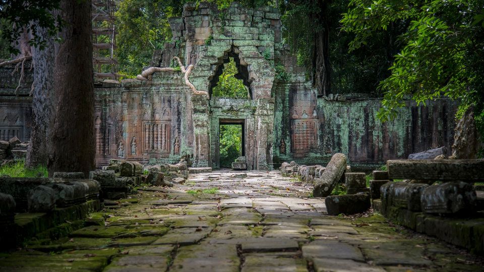 Angkor Wat: Full-Day Sunrise Private Tour With Guide - Good To Know