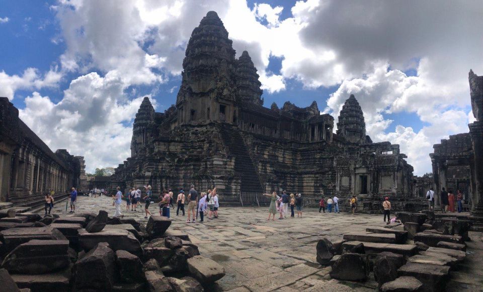 Angkor Wat Private Tour With Sunrise View - Itinerary Highlights