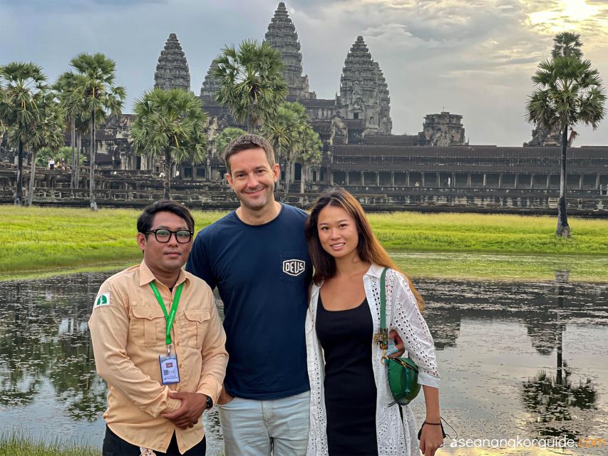 Angkor Wat Sunrise Small-Group Tour & Tonle Sap Boat Sunset - Day 1 Itinerary