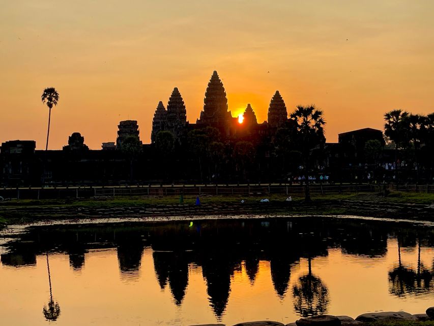 Angkor Wat Sunrise Tour in Siem Reap Small-Group - Itinerary and Highlights