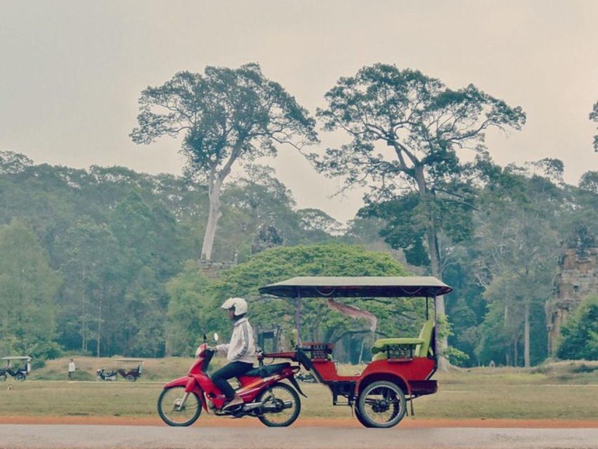 Angkor Wat Tour by Tuk-Tuk With English Speaking Driver - Itinerary Highlights