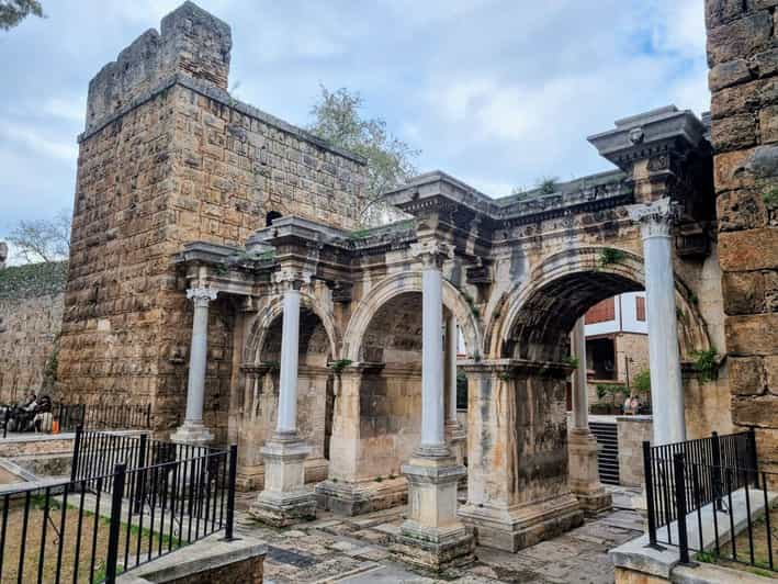 Antalya Old Town and Antalya Museum Tour - Itinerary Highlights