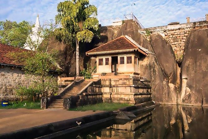 Anuradhapura Ancient City Tuk Tuk Tour - Isurumuniya Temple Highlights