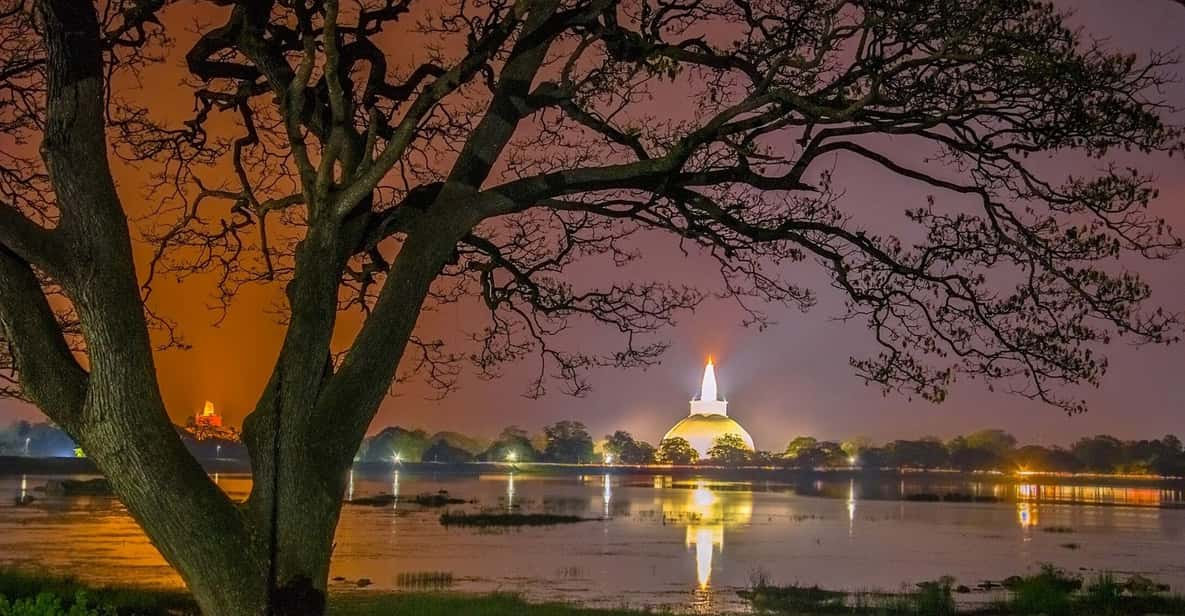 Anuradhapura & Aukana: Private Day Tour From Habarana - Ancient Sacred Sites