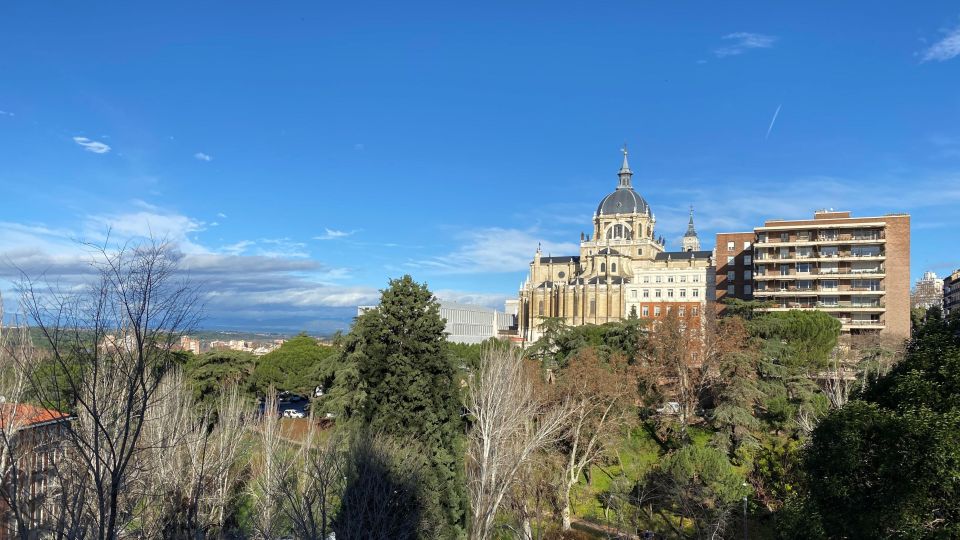 Architecture Tour: Old Historic Madrid With an Architect - Itinerary Highlights