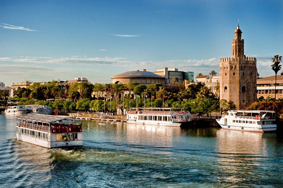 Artistic Seville 3-Hour Sightseeing Tour and Cruise - Itinerary