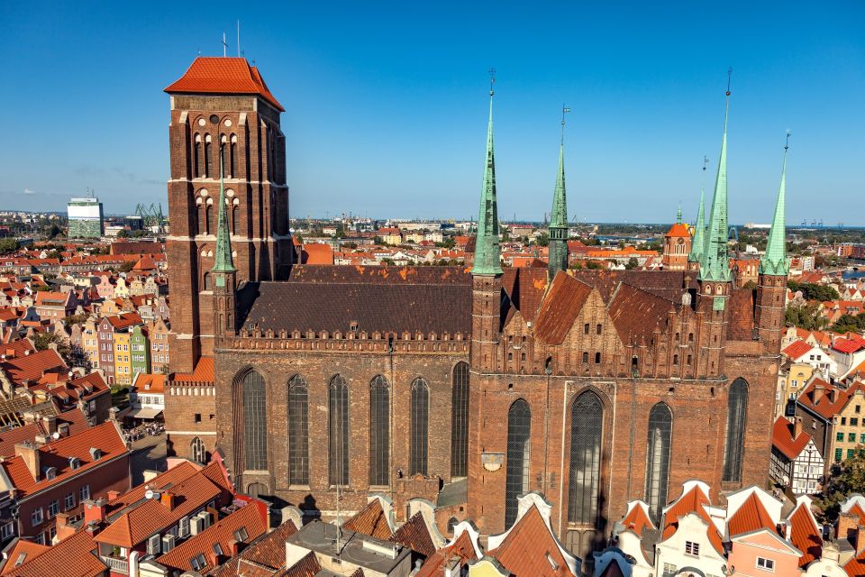 Artus Court and Gdansk Old Town Private Tour With Tickets - Highlights of the Tour