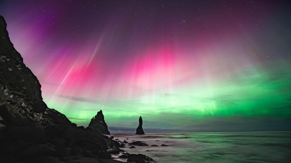 AURORA BOREAL Tour With Professional Photo From Reykjavik - Itinerary and Experience