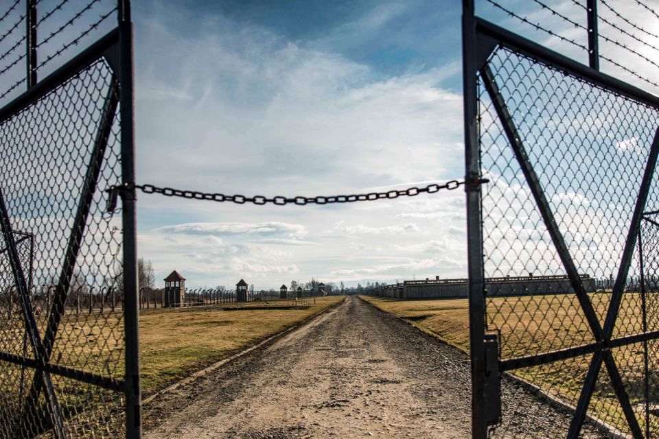 Auschwitz-Birkenau: Museum Entry Ticket With Guided Tour - Itinerary Details