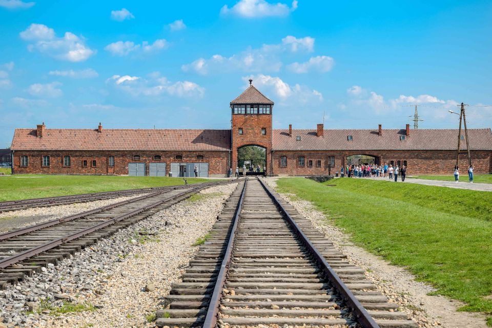 Auschwitz-Birkenau: Skip-the-Line Ticket and Guided Tour - Experience and Highlights