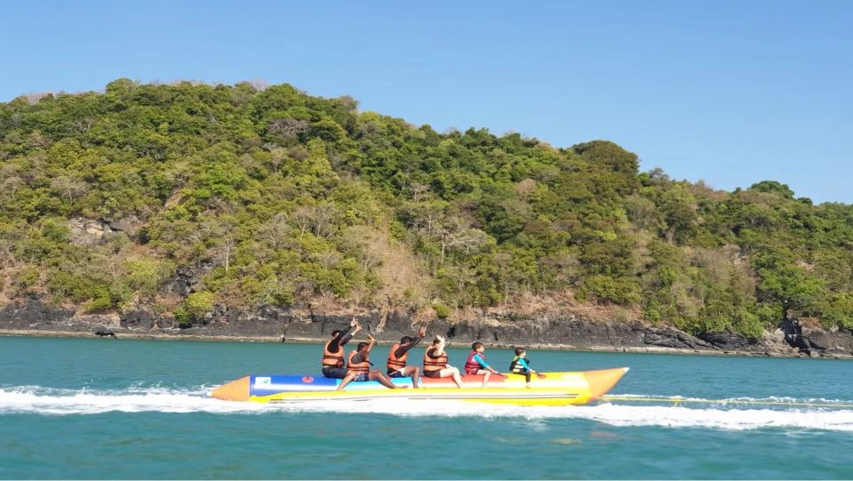 Banana Boat Ride & Clear Kayak Experience in Coron Palawan - Experience Highlights