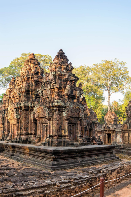 Banteay Srei Temples and The Grand Circuit of Angkor - Highlights of the Grand Circuit