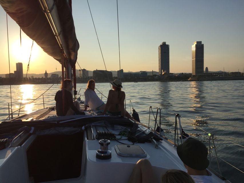 Barcelona: 2-Hour Sunset Sailboat Trip - Activity Overview