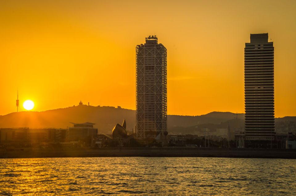 Barcelona: 4-Hour E-Bike Photography Tour - Tour Highlights