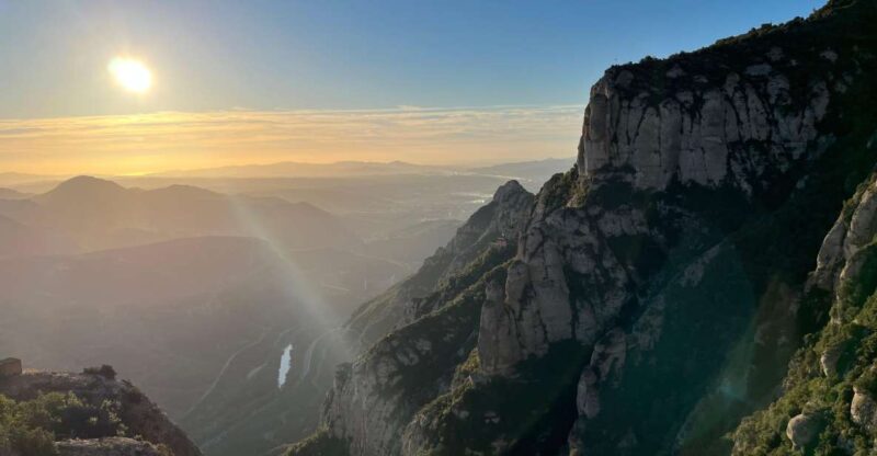 Barcelona: Montserrat Early Morning Tour With Pickup - Itinerary Highlights