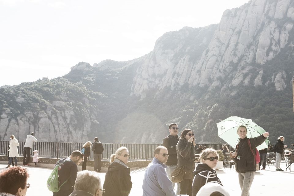 Barcelona: Montserrat Tour With Cog-Wheel & Black Madonna - Itinerary Highlights