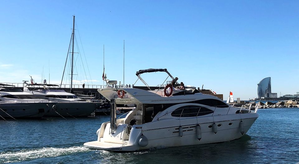 Barcelona: Private Yacht Cruise With Guide - Discovering Barcelonas Skyline