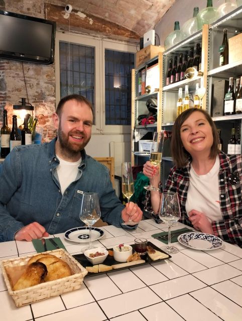 Barcelona: Roman Town + Wine + Cheese + Chocolate Tasting - Itinerary and Activities