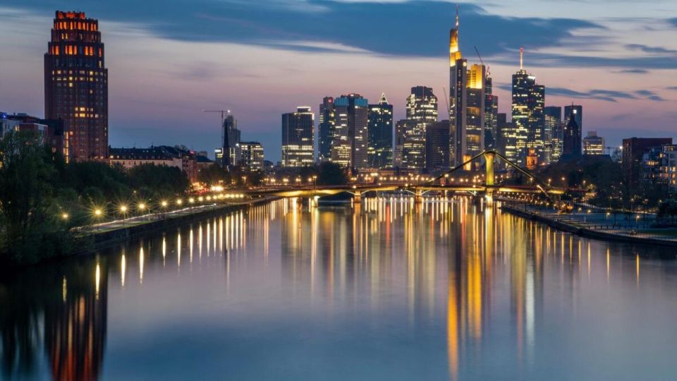 BaronFleet Frankfurt- Arrival & Departure Airport Transfers - Experience Highlights