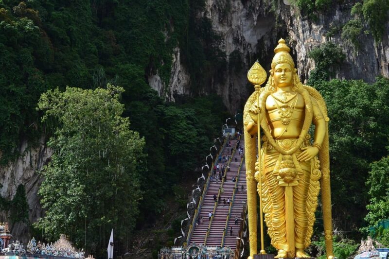 Batu Caves Audio Guide: Malaysias Iconic Pilgrimage Site - Historical Significance