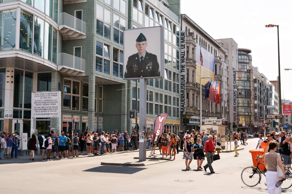 Berlin: Cold War History and Berlin Wall Guided Walking Tour - Guided Walking Tour